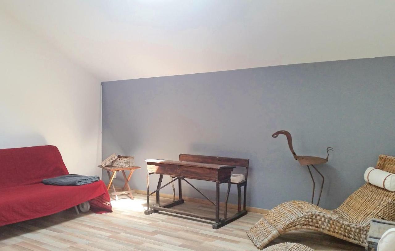 2 Bedroom Amazing Home In Narbona Exterior foto